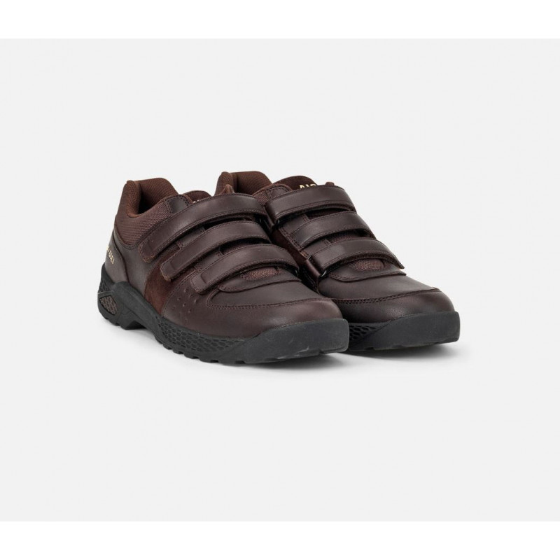 chaussures dolik avec scratchs