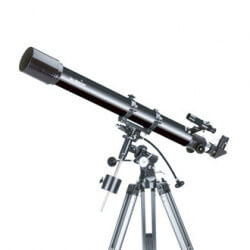 Lunette SkyWatcher 70/900 sur monture equatoriale EQ1